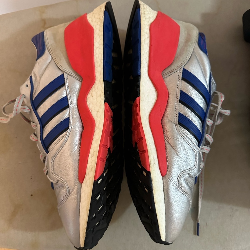 Adidas sneakers - Picture 3 of 8